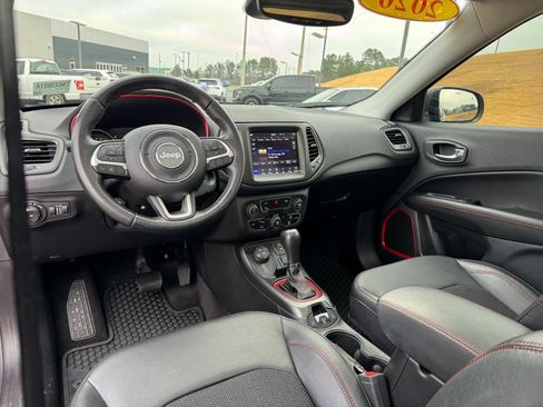 Used 2020 Jeep Compass Trailhawk w/ Safety & Security Group image 13