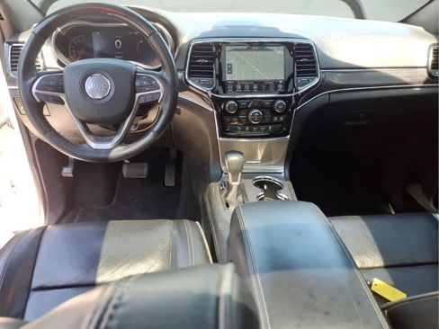 Used 2020 Jeep Grand Cherokee Overland AWD/4WD image 13