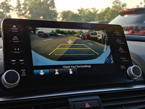 Used 2022 Honda Accord Sport Special Edition image 19