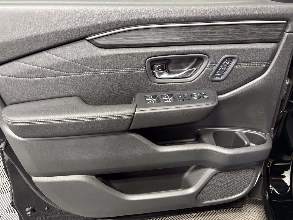 New 2026 Honda Pilot Touring image 21