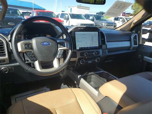 Used 2022 Ford F450 Lariat w/ Camper Package image 10