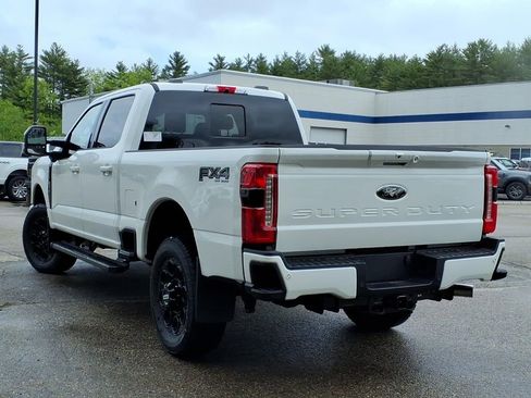 New 2026 Ford F250 Lariat w/ Black Appearance Package AWD/4WD image 6