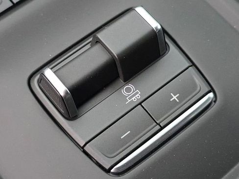 New 2026 GMC Sierra 3500 Denali w/ Denali Reserve Package AWD/4WD image 40