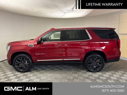 New 2026 GMC Yukon Denali w/ Sun & Power Step Package image 10