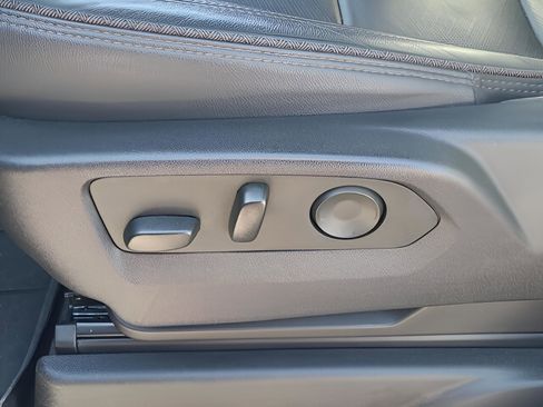 Used 2023 Chevrolet Tahoe High Country image 15