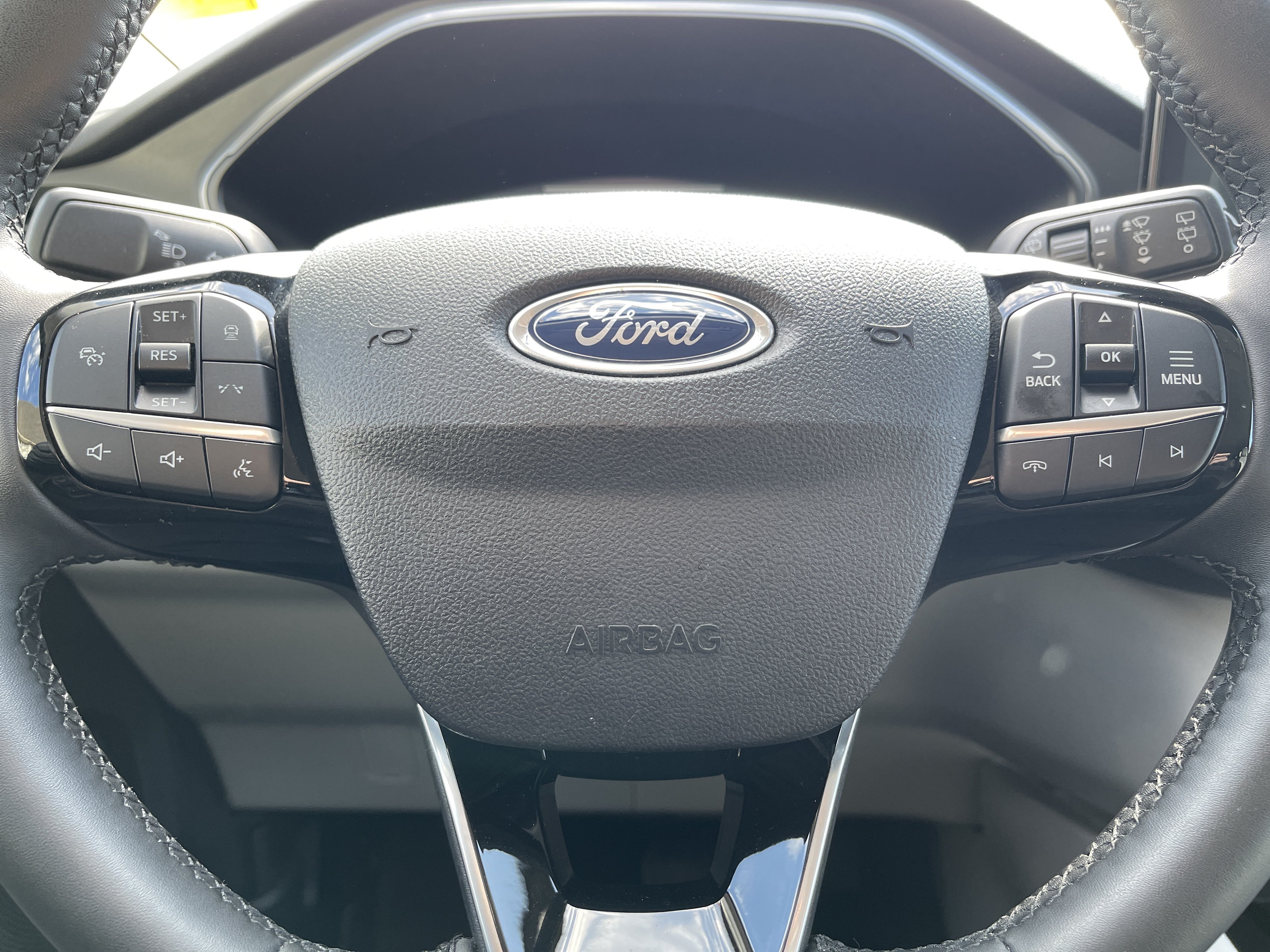 Used 2023 Ford Escape Active w/ Tech Pack #2 AWD/4WD image 15
