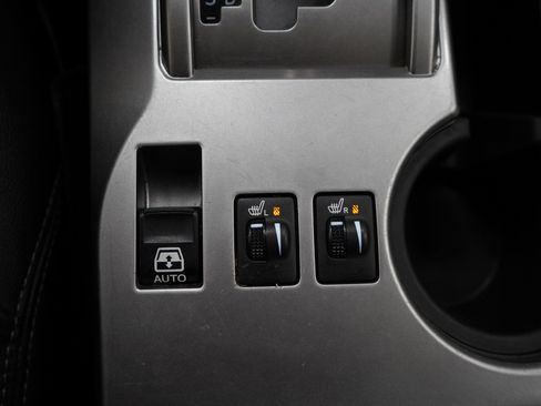 Used 2018 Toyota 4Runner SR5 Premium image 23