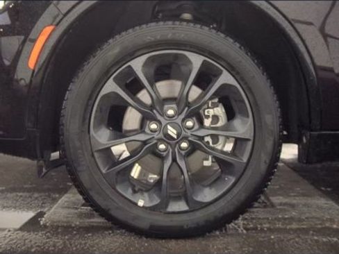 Used 2025 Dodge Durango GT AWD/4WD image 7