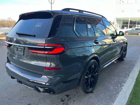 Certified 2023 BMW X7 xDrive40i w/ M Sport Package image 3
