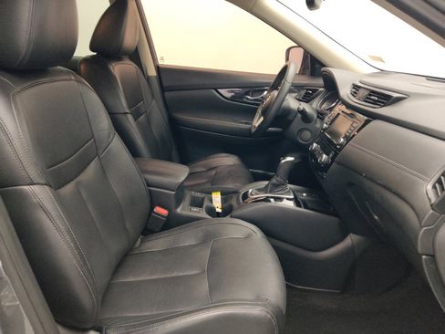 Used 2020 Nissan Rogue SL AWD/4WD image 21