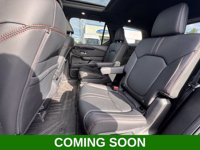 Used 2026 Honda Pilot TrailSport image 12