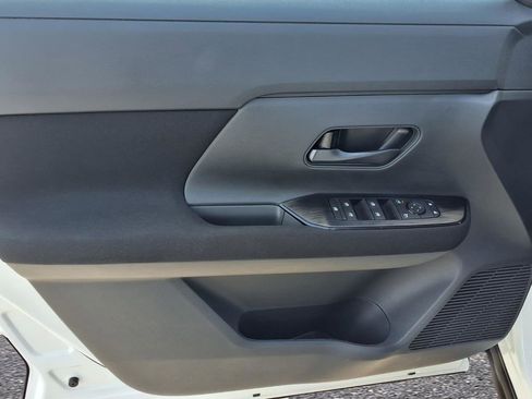 New 2026 Nissan Kicks S FWD image 13