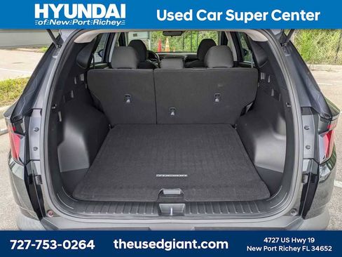 Used 2023 Hyundai Tucson SE FWD image 11