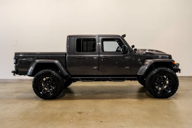 Used 2025 Jeep Gladiator Sport AWD/4WD image 8