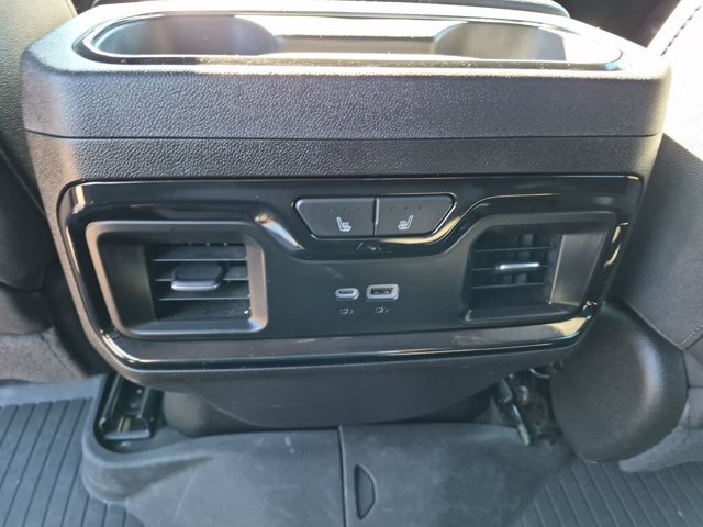 Used 2024 GMC Sierra 2500 AT4 w/ AT4 Premium Plus Package AWD/4WD image 16