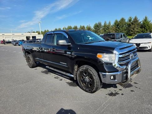 Used 2016 Toyota Tundra SR5 w/ SR5 Upgrade Package AWD/4WD image 17