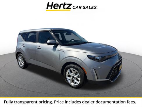 Used 2025 Kia Soul LX w/ LX Technology Package FWD image 1