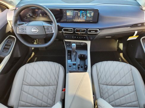 New 2026 Nissan Sentra SL w/ Floor Mat Package image 25