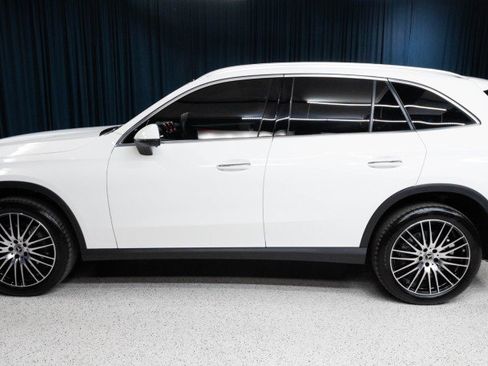 New 2026 Mercedes-Benz GLC 300 image 8