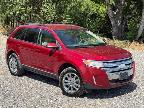 Used 2014 Ford Edge SEL w/ Equipment Group 205A FWD image 2
