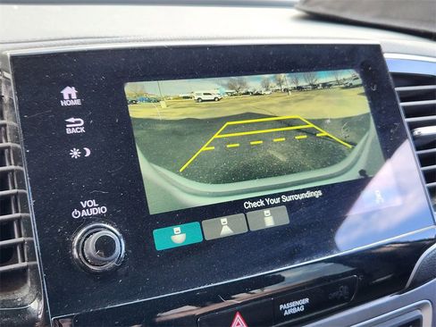 Used 2022 Honda Pilot Sport image 19