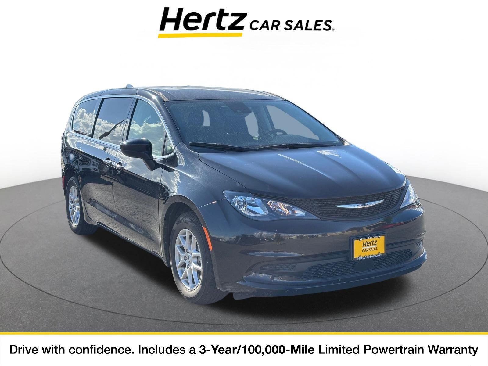 Used 2024 Chrysler Voyager LX FWD image 1