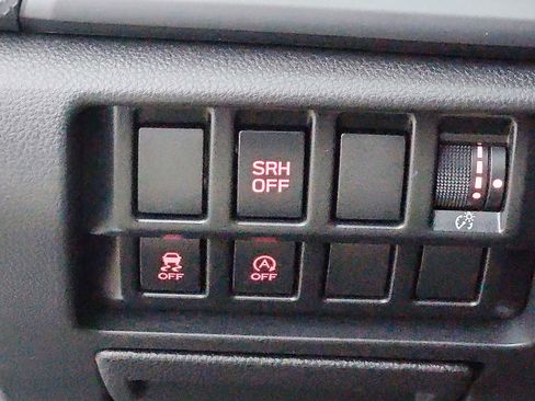 Used 2022 Subaru Forester image 23