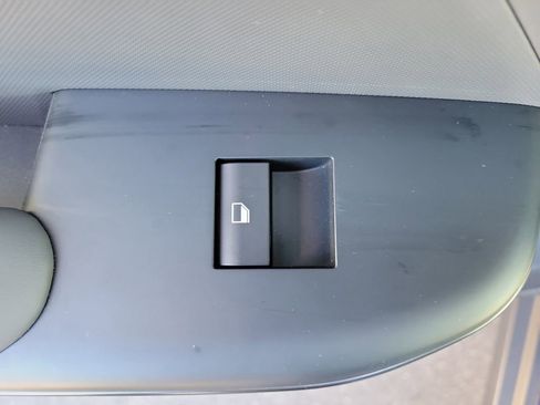 Used 2025 Kia K4 LXS image 15