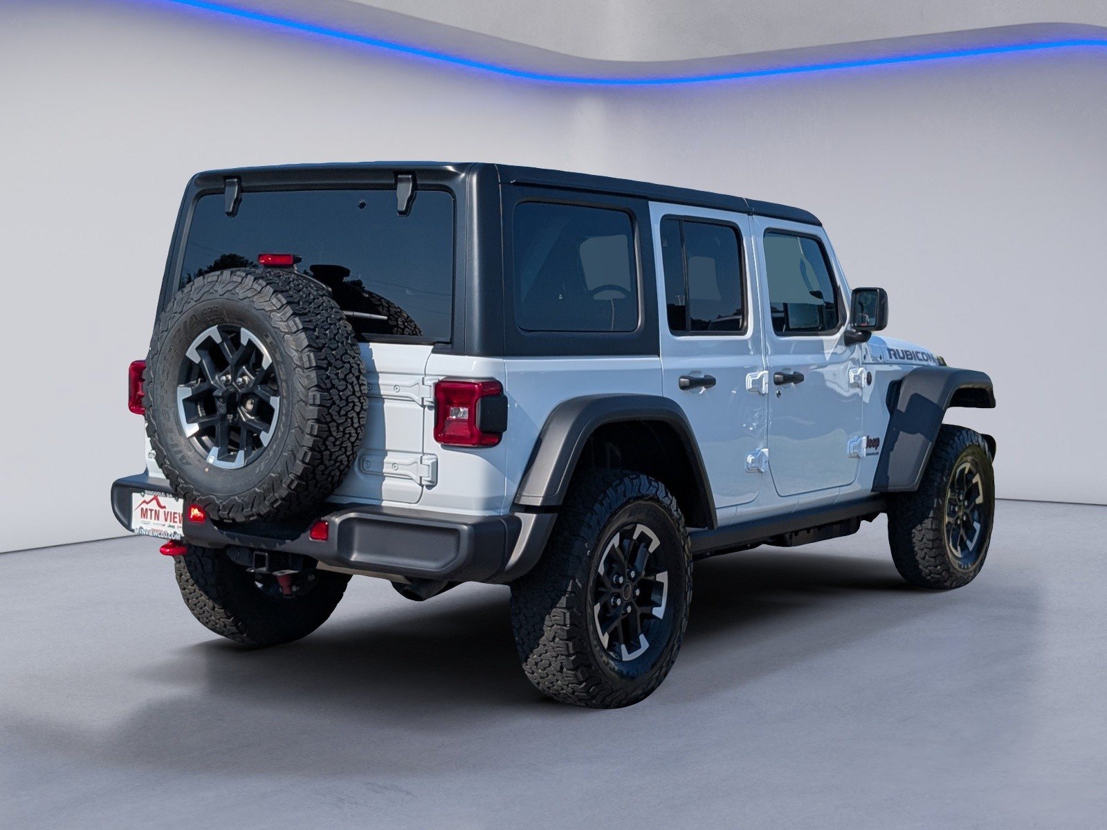 Used 2026 Jeep Wrangler Unlimited Rubicon AWD/4WD image 9