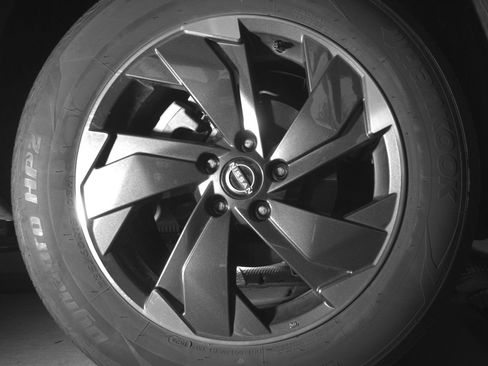 Used 2025 Nissan Rogue SV AWD/4WD image 15