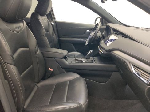 Used 2020 Cadillac XT4 Premium Luxury w/ Driver Awareness Package FWD image 21