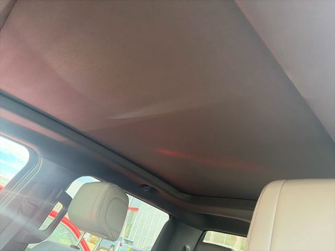Used 2026 Toyota Tundra Limited AWD/4WD image 8