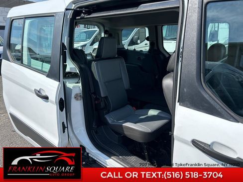 Used 2017 Ford Transit Connect XL image 31