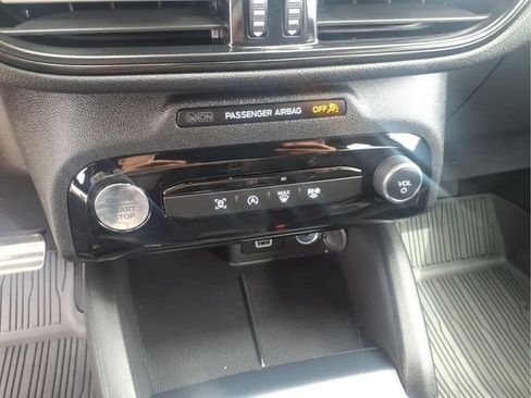 Certified 2024 Ford Escape ST-Line w/ Tech Pack #1 AWD/4WD image 19
