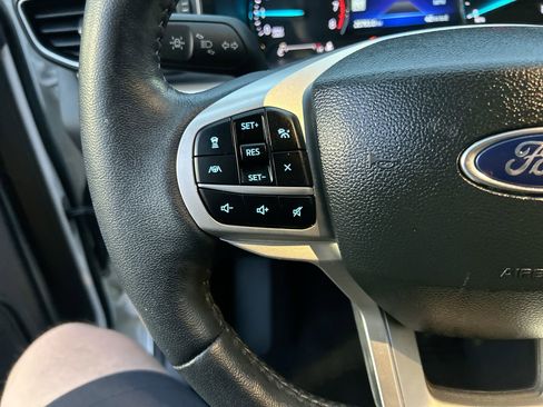 Used 2023 Ford Explorer XLT w/ Equipment Group 202A image 20