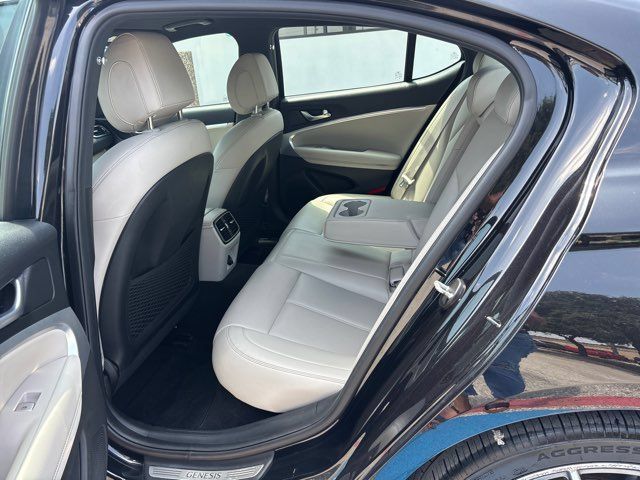 Used 2023 Genesis G70 2.0T RWD image 19