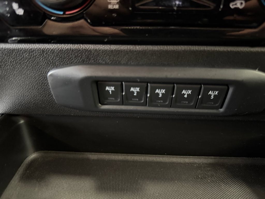 Used 2024 Chevrolet Silverado 3500 High Country w/ High Country Premium Package AWD/4WD image 22