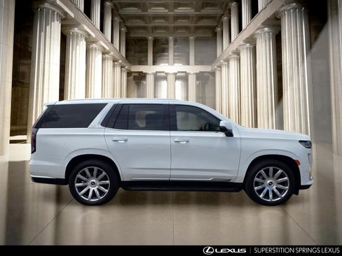Used 2024 Cadillac Escalade Premium Luxury Platinum w/ Heavy-Duty Trailer Package AWD/4WD image 3