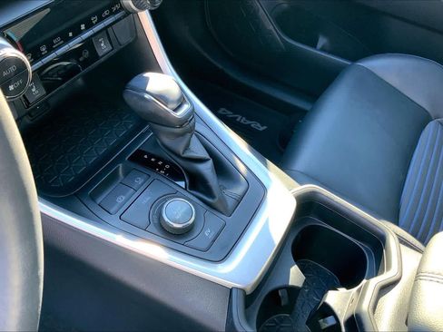 Used 2020 Toyota RAV4 XSE w/ XSE Grade Weather Package AWD/4WD image 17