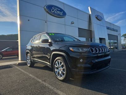 Used 2023 Jeep Compass Latitude