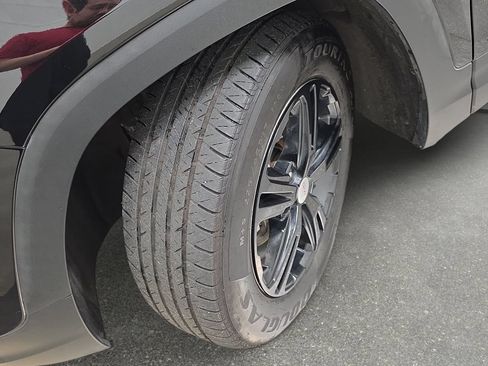 Used 2019 GMC Terrain SLE FWD image 29