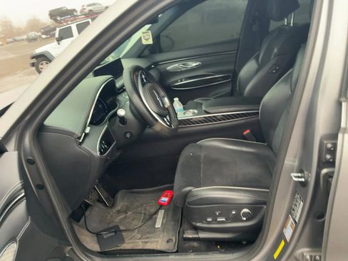 Used 2022 Genesis GV70 3.5T Sport w/ Sport Prestige Package image 4