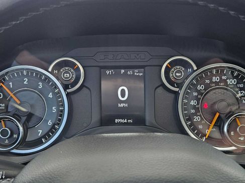 Used 2019 RAM 1500 Big Horn AWD/4WD image 32