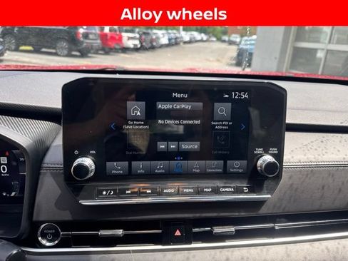 Used 2024 Mitsubishi Outlander 4WD Plug-In Hybrid image 16
