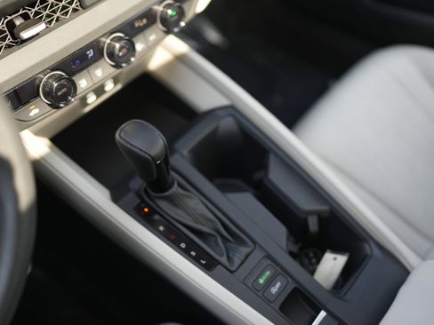 Used 2023 Honda Accord EX image 15