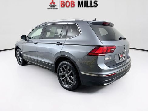 Used 2023 Volkswagen Tiguan SE AWD/4WD image 5