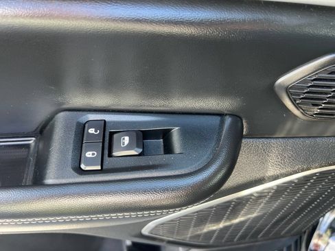 Used 2023 Jeep Grand Cherokee 4WD 4xe image 32