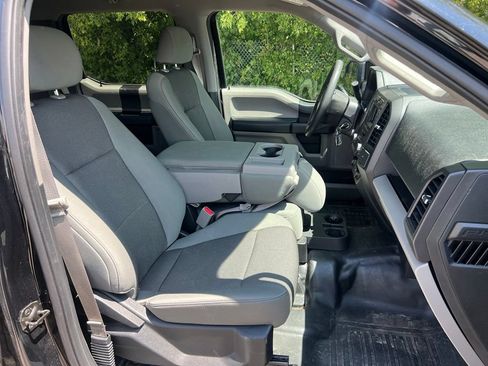 Used 2017 Ford F150 XL w/ XL Power Equipment Group AWD/4WD image 40