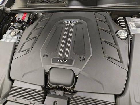 Certified 2023 Bentley Bentayga AWD/4WD image 28