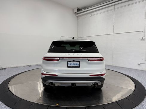 Used 2024 Lincoln Corsair AWD w/ Equipment Group 102A image 6